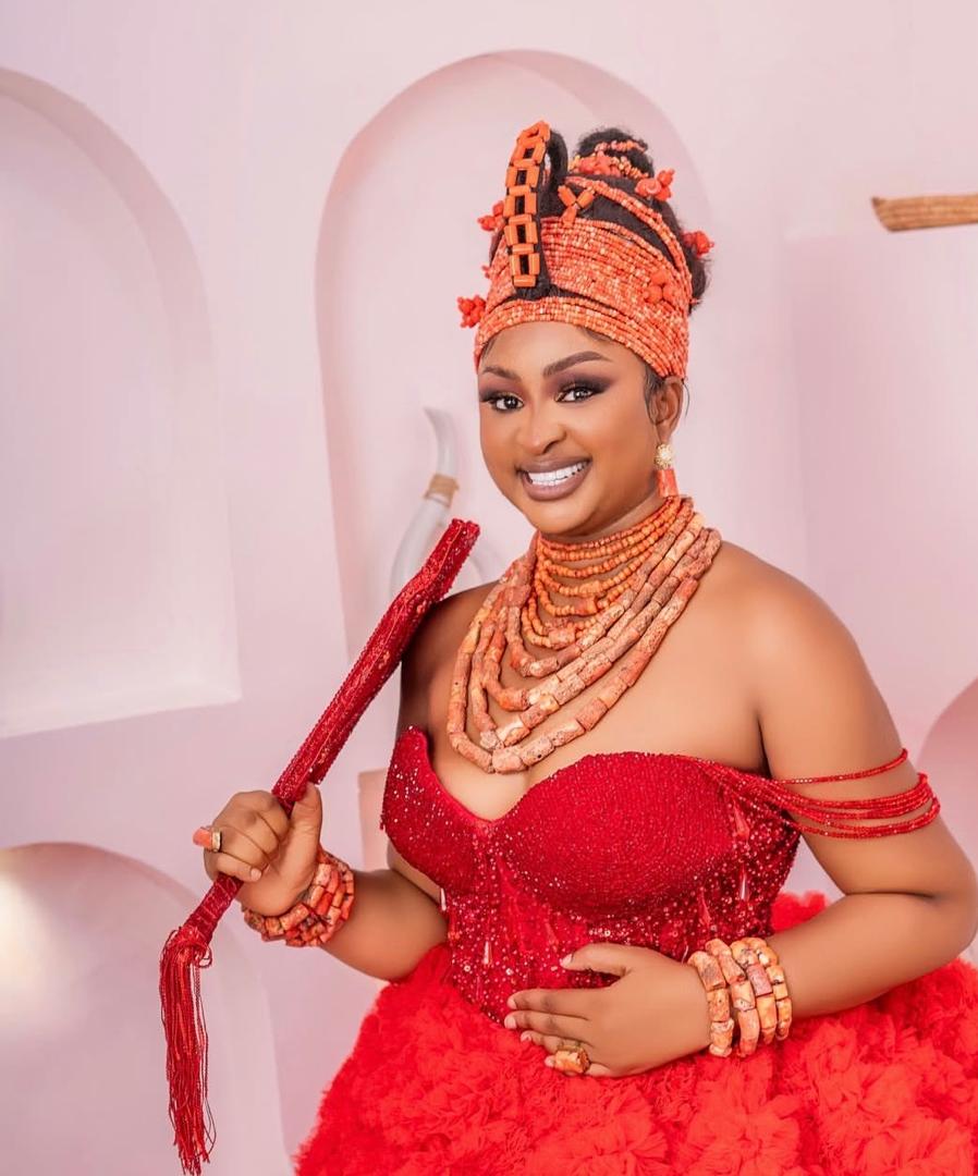 You don?t have to dim her light to feel like a man- actress Etinosa Ogbemudia addresses married men who feel threatened by their wife?s success